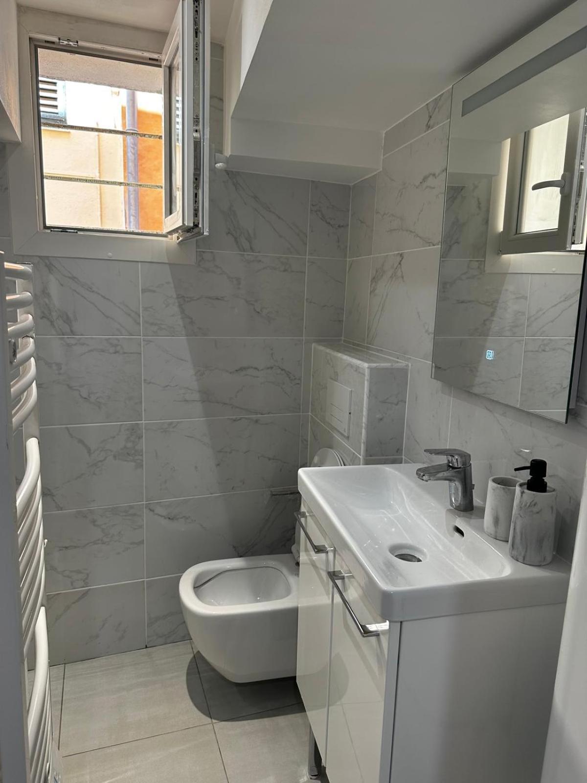 F2 Quartier Des Arts St Raphael Apartamento Saint-Raphaël Exterior foto